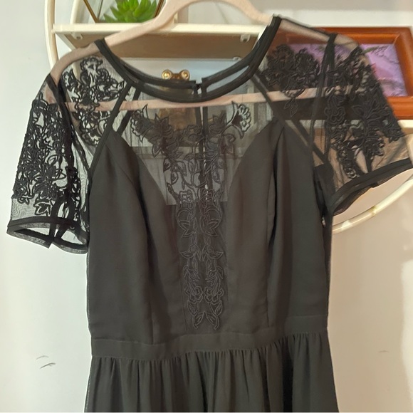 Kimchi Blue Women's 6 Black Lace Short Sleeve Lined Dress - Picture 5 of 10